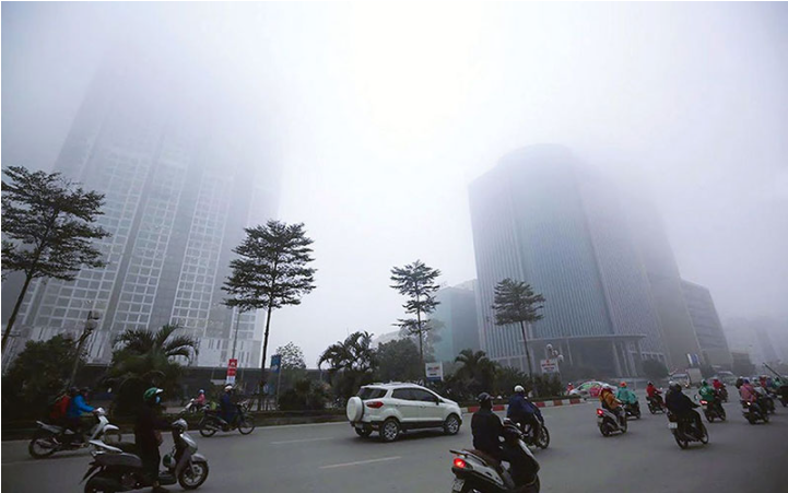 Tại các đô thị lớn như Hà Nội, thành phố Hồ Chí Minh..., tình trạng ô nhiễm không khí thường xuyên xảy ra.